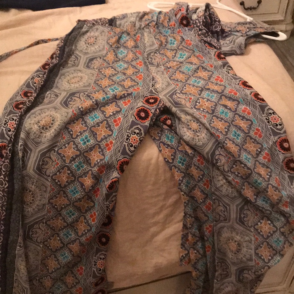 Jumper - Picture 2 of 10